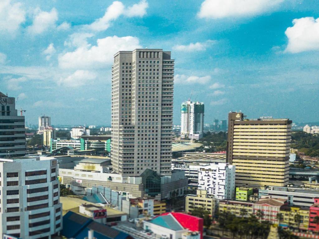 Hotel Zamburger Bliss Johor Bahru Exteriör bild
