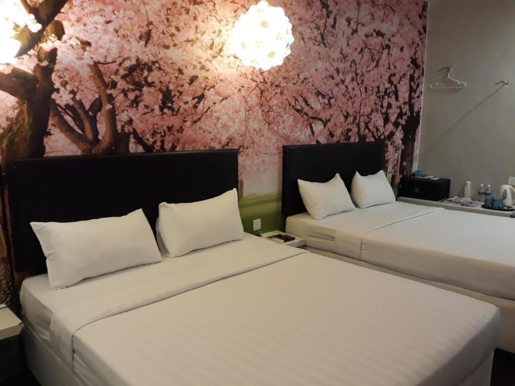 Hotel Zamburger Bliss Johor Bahru Exteriör bild